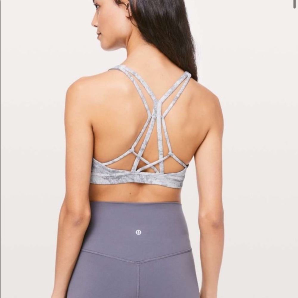 Lululemon Flow Freely in Wash Marble Alpine with Silvers creen.